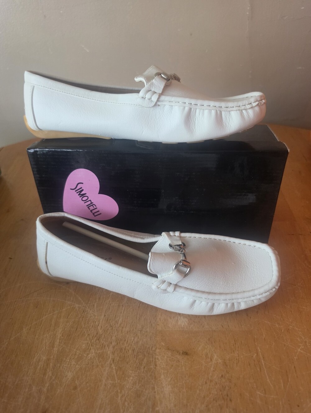 Simonelli Size 10 White Leather Moccasins Loafers Flat Comfort Slip On